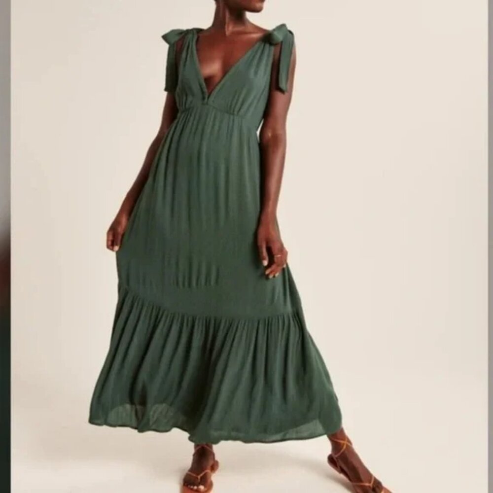 Abercrombie & Fitch Tie-strap Babydoll Midaxi Dress in Dark Green